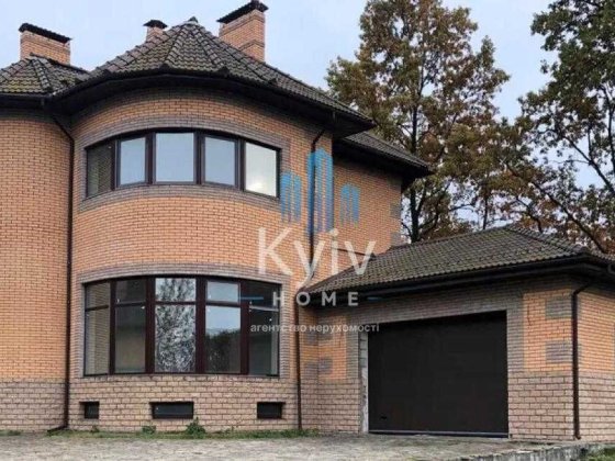 Продаж будинку / Романків / 356 м2 / 7 кімнат / 21 соток Романків