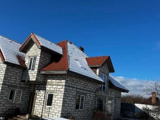 Житловий будинок, загальною площею 299,5 кв.м. Старі Петрівці