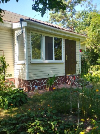 Продам дом.Старі Петрівці.1 лінія від моря. - фото 1