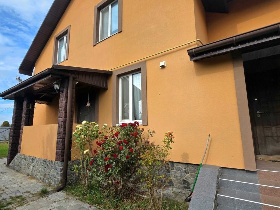 Продаж будинку в с. Фурси Фурси