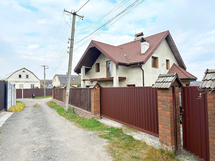 Без комісії. Продаж будинку 207м². Передмістя Києва. с. Хотів - фото 1