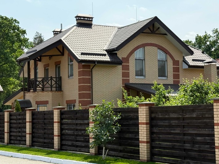 Гора, чудовий будинок в котеджному містечку у лісі в 12км від Києва! - фото 1