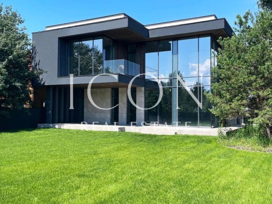 Продаж сучасного будинку 300 м² | 12 сот , с.Хотянівка Хотянівка