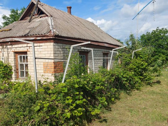 Продам дачу на берегу реки. Долинська