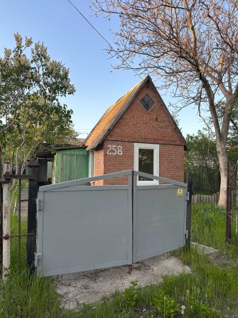 дача Комунальник вода у дворі - фото 1