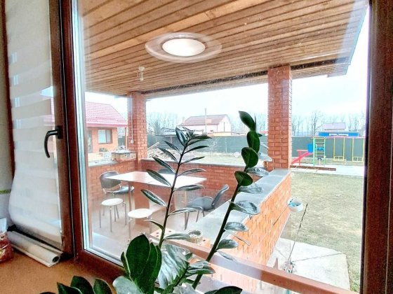 Продам сучасний будинок, баню, гостьовий/б (меблі, техніка). Торг! Подгайцы