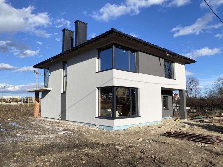 Продаж цегляного будинку у Винниках - фото 1