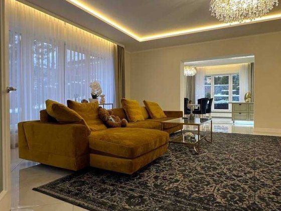 Продаж ВІП Будинку з територією та гаражем Брюховичі Брюховичи