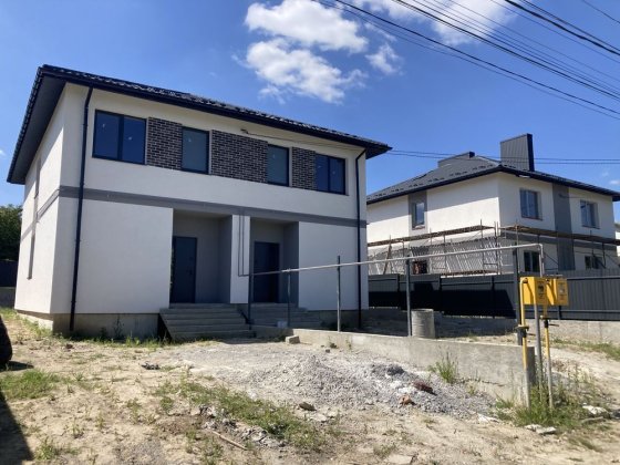 Продаж спареного будинку смт Рудно-Львів Рудное