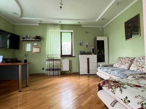 Продаж 2пов  будинку з ремонтом, площа 135 м2, в Пустомитах Пустомыты