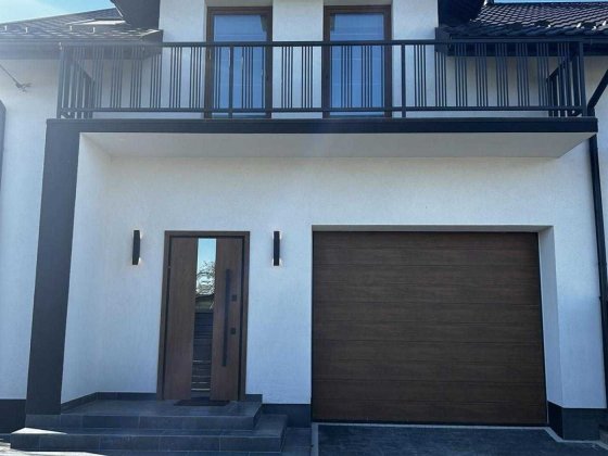 Продаж котеджу, Пустомити