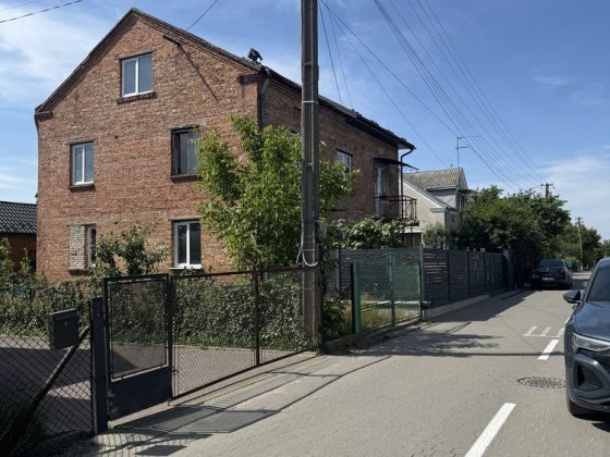 Продаж або обмін Частина будинку котедж спарка у селі Зимна Вода Зимняя Вода