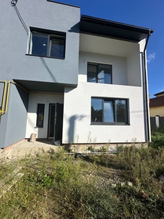 Продаж котеджу в Зимній Воді 3,6 сот ПІДВАЛ. Газ, Розведена електрика - фото 1