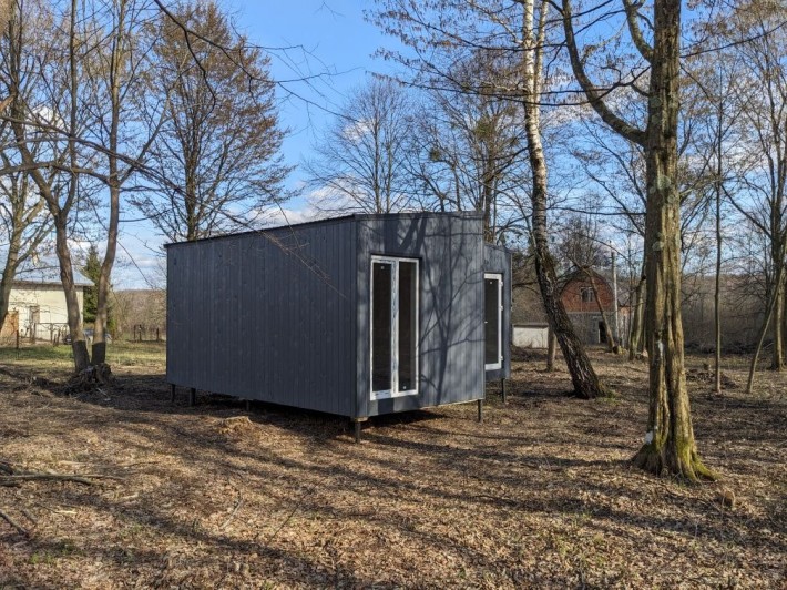 Продаж модульного будинку в лісі з земельною ділянкою - фото 1