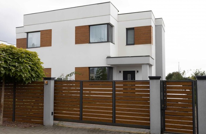 Продаж будинку з ремонтом - фото 1