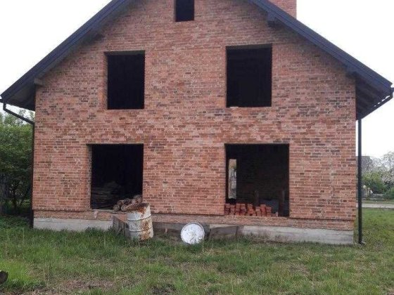 Продаж будинку, Жовква Жолква