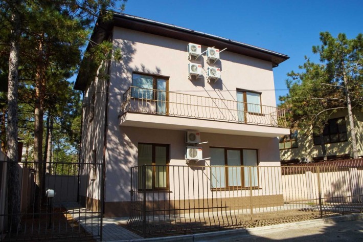 Продам дім у курортній зоні Коблево  245 кв\м 3 Поверхи - фото 1