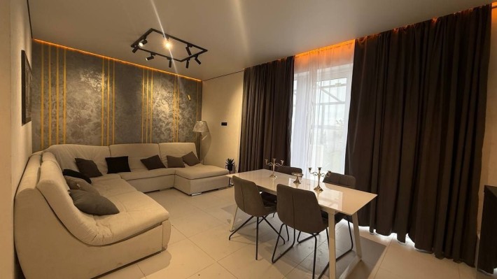 Акция 3 дня! Червоный Хутор, Продам дом с ремонтом 170 кв.  Рассрочка - фото 1