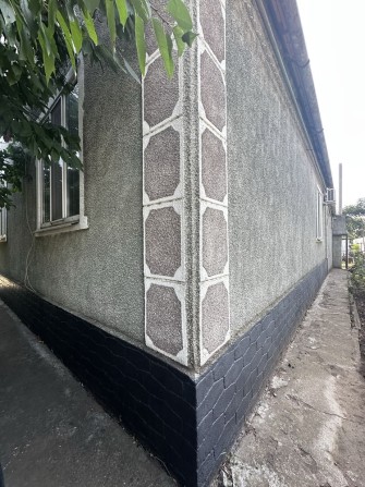 Просторий будинок з великою ділянкою - фото 1