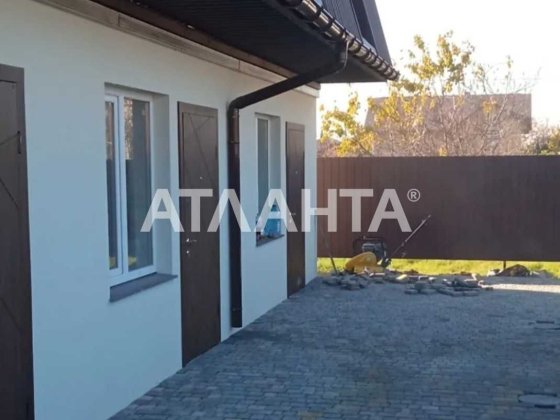 Невеликий 2 поверховий таунхаус в Лісках під ремонт. Всі документи. Лески