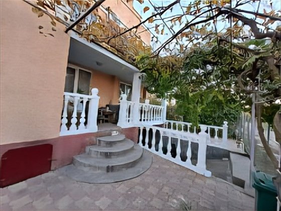 У продажу капітальний будинок Великодолинське