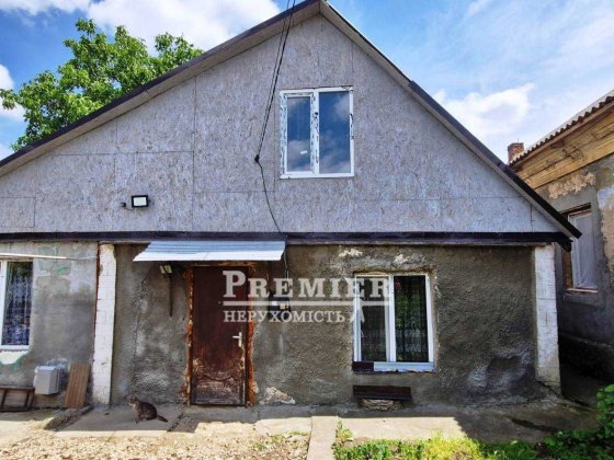 Продаж 1 поверх. будинку в центрі с. Великодолинське Великодолинське