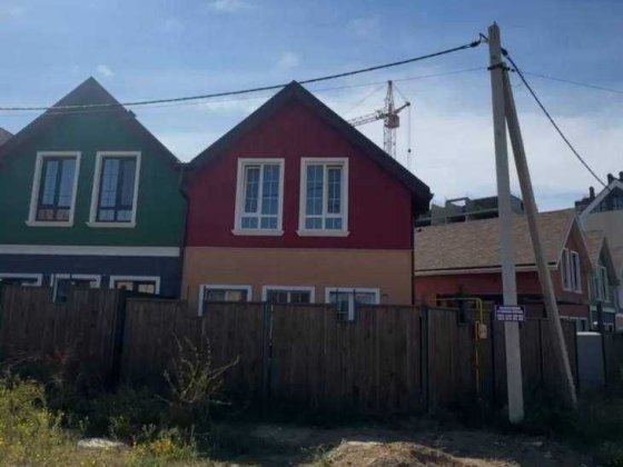 Таунхаус біля моря / ЛІСКИ Лески