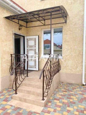 Продаётся компактный, удобный дом   с ремонтом и мебелью - фото 1