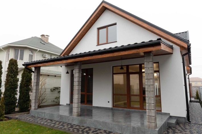 Новый дизайнерский дом в Лесках - фото 1