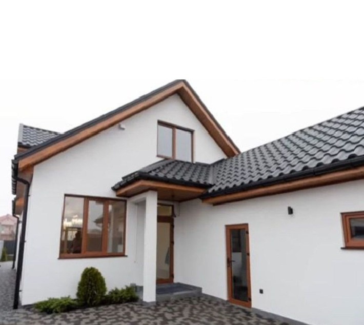 Продам Будинок з ремонтом у Лісках - фото 1