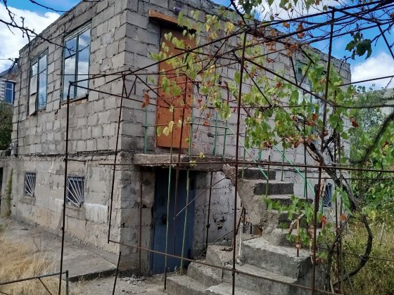 Продам дом недострой. Цена с оформлением документов