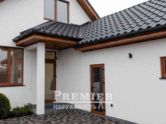 Продам сучасний будинок в Лісках Лески