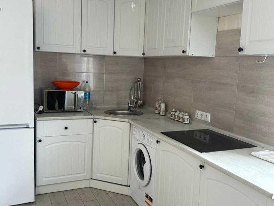 Будинок в передмісті Светлое