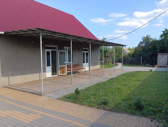 Продам капитальный дом Светлое с капремонтом на два входа - фото 1