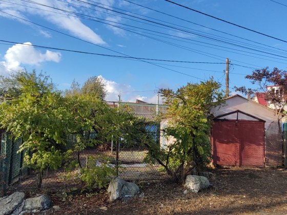 Код44Продам дом в Бурлачьей Балке под реконструкцию