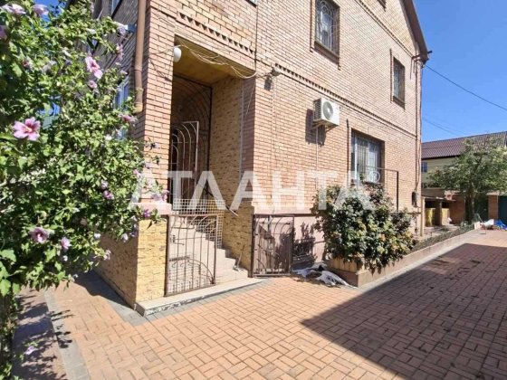 Дом из красного кирпича на 10 сотках в Сухом Лимане Сухой Лиман