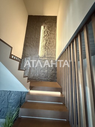 Предлагается к продаже в центре Усатово загородный дом. - фото 1