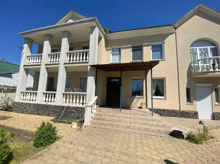 Продам будинок з  ремонтом Чорноморськ - фото 1