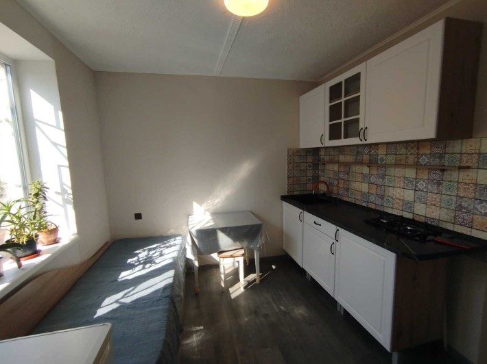 Продам жилой дом рядом с Черноморском цена 40т.у.е - фото 1