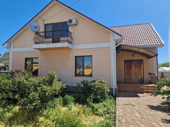 Продам дом в пригороде Черноморска