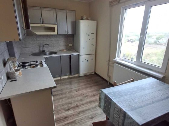 (13) Продам двоповерховий 4–квартирний будинок Прилиманское