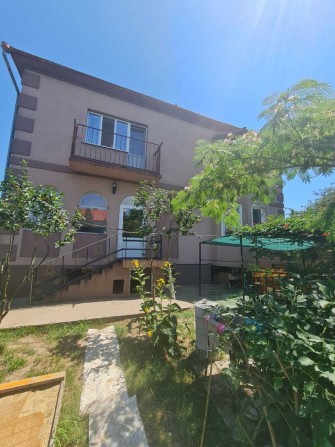 Продається великий будинок з просторою ділянкою с.Санжійка - фото 1