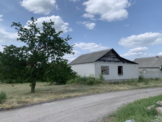 Будинок, незакінчене будівництво Кобеляки