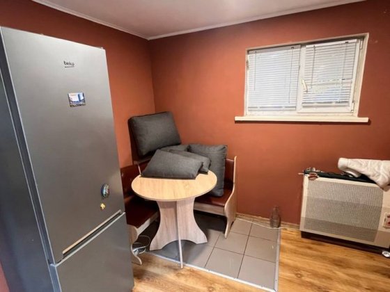 Два будинки на одній земельній ділянці в с. Піщаному Песчаное