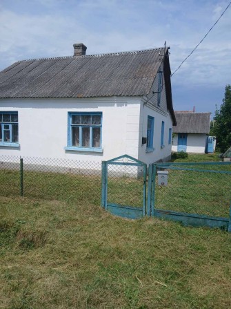 Будинок з присадибною ділянкою - фото 1