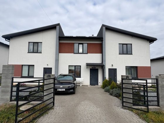 р Котедж на масиві Київ повністтю укомплектований і готовий до життя Белая Криница