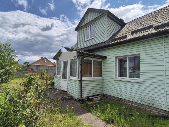 )( Частина будинку в Клевані Клевань