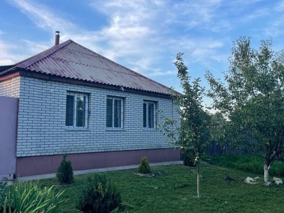 Продам дім заходь та живи Путивль