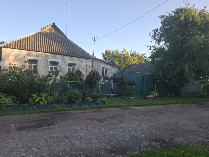 Продається будинок у м.Буринь (аренду  розглядаємо) - фото 1