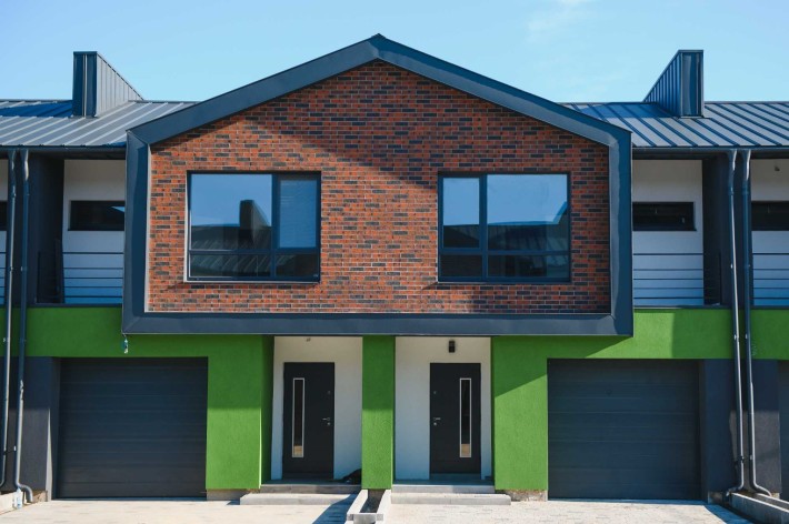 Продається котедж 120 кв. м, на вул. Зелена 15/1 з власною ділянкою - фото 1